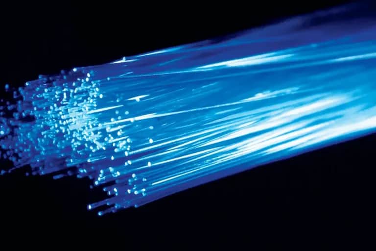 5G et fibre optique : les piliers d’une infrastructure télécoms adaptée aux événements mondiaux
