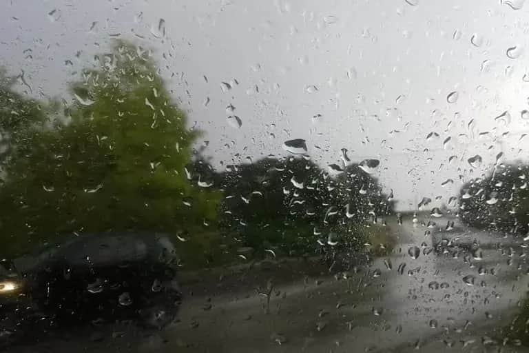 Alerte météo : fortes rafales de vent prévues dans plusieurs régions du Maroc