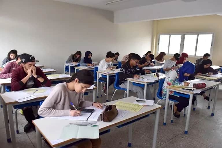 Baccalauréat 2024 : plus de 493.000 candidats passent les épreuves