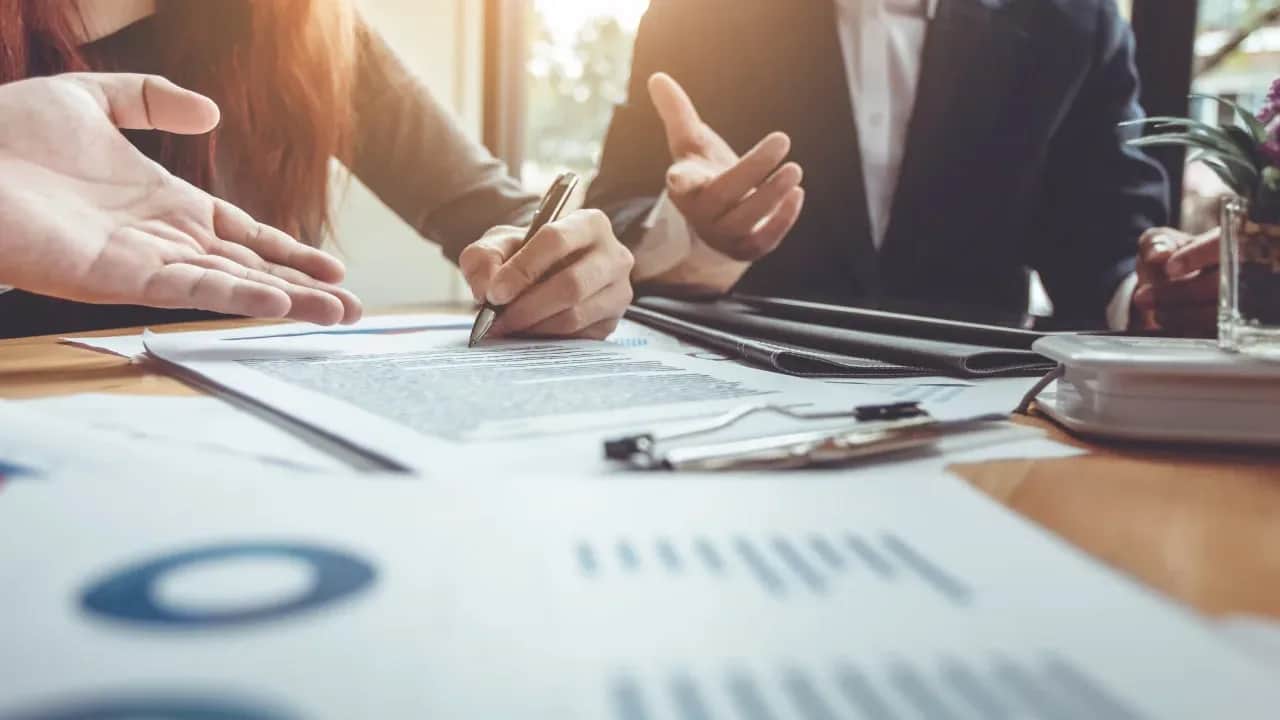 Banques: malgré la hausse des taux, le crédit ne se tarit pas (encore)