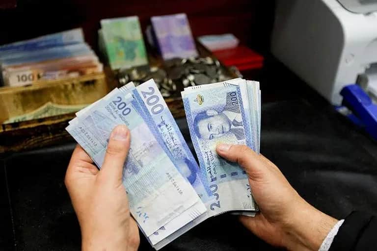 Banques: les dépôts en hausse de 5,1% à fin août 2022