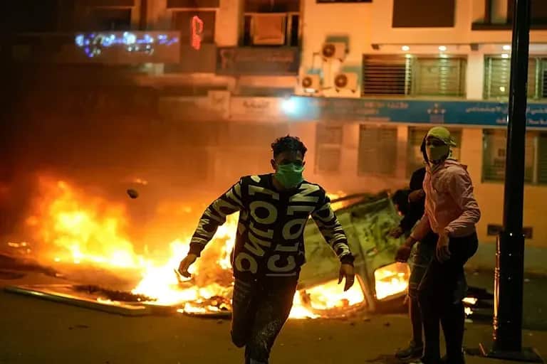 Manifestations au Maroc : 354 blessés, de graves dégâts et plus de 70 % de mineurs impliqués