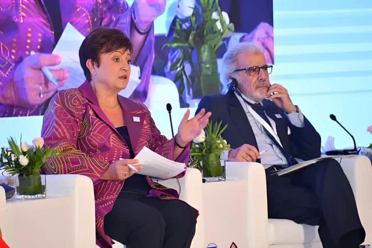Pour Jouahri, il est nécessaire de poursuivre et d'approfondir le débat autour des monnaies numériques