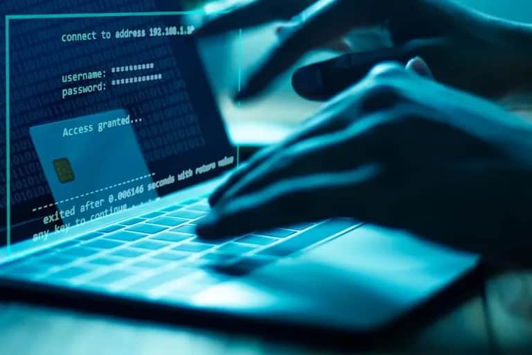 Cybercriminalité: dans les coulisses des arnaques en ligne