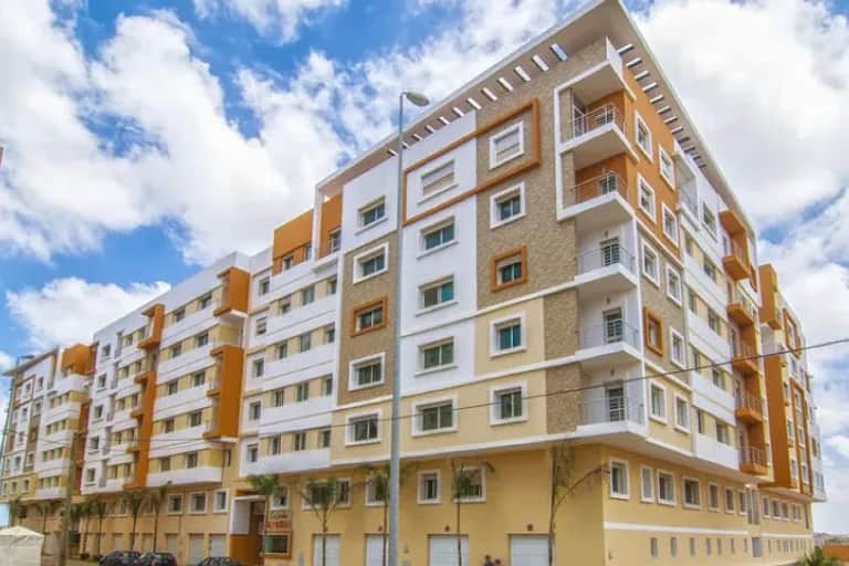 Immobilier: les prix en baisse de 5,5% au troisième trimestre de 2021
