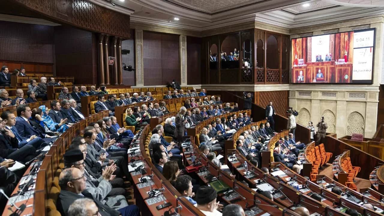 Rétablir l'intégrité dans l’hémicycle