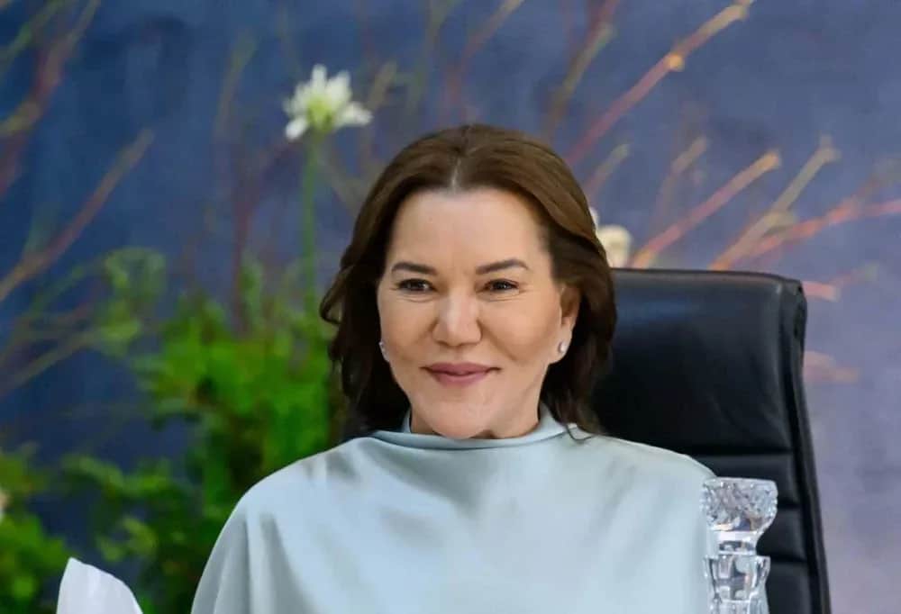 La Princesse Lalla Hasnaa visite à Bakou le Centre International du Mugham