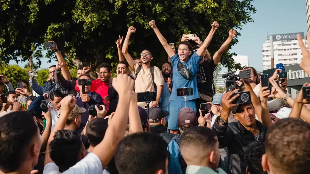 Manifestations GenZ : quand chaque manifestant devient journaliste