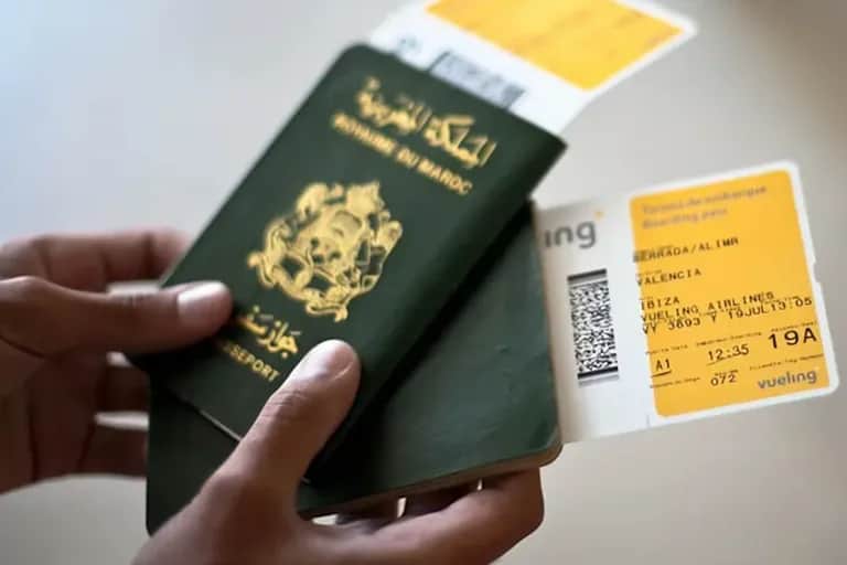 Classement mondial des passeports : le Maroc domine l’Afrique du Nord en 2025