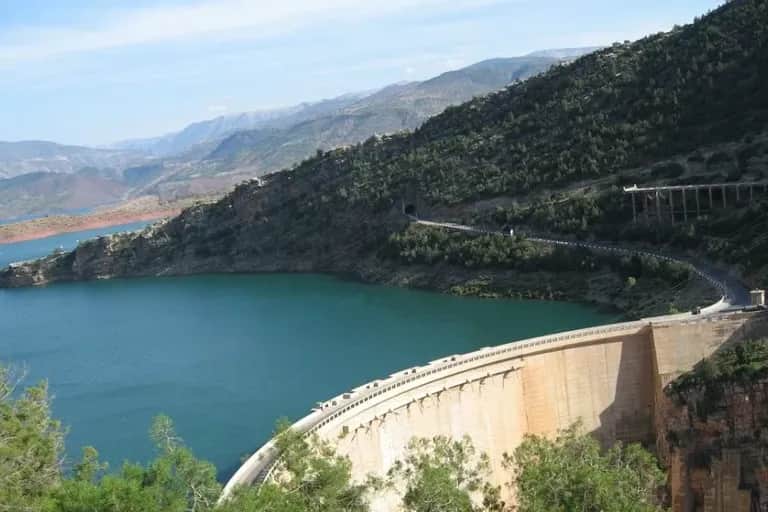 Barrages : le taux de remplissage atteint 38 %