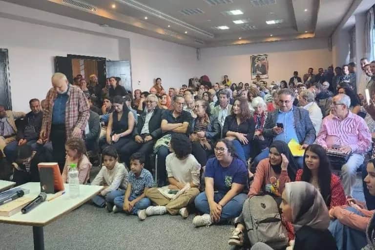 Maroc : Tournée envoûtante de Tahar Benjelloun pour «Les amants de Casablanca»