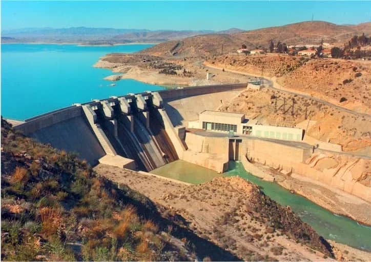 Barrages : le taux de remplissage grimpe à 31,1%