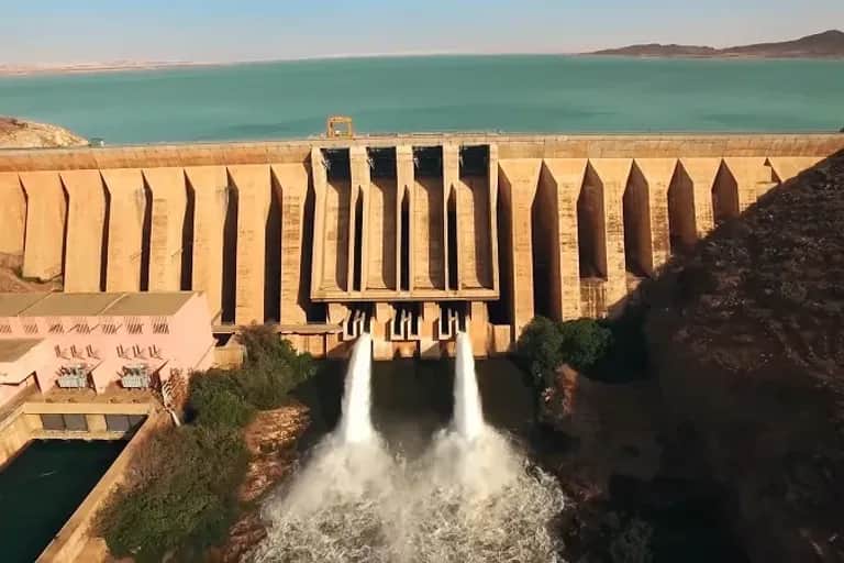 Ressources hydriques alternatives: le dessalement de l’eau de mer, une solution salutaire