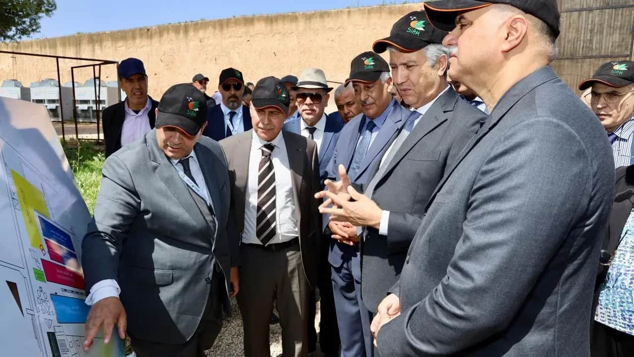 Meknès : le ministre visite le chantier du SIAM