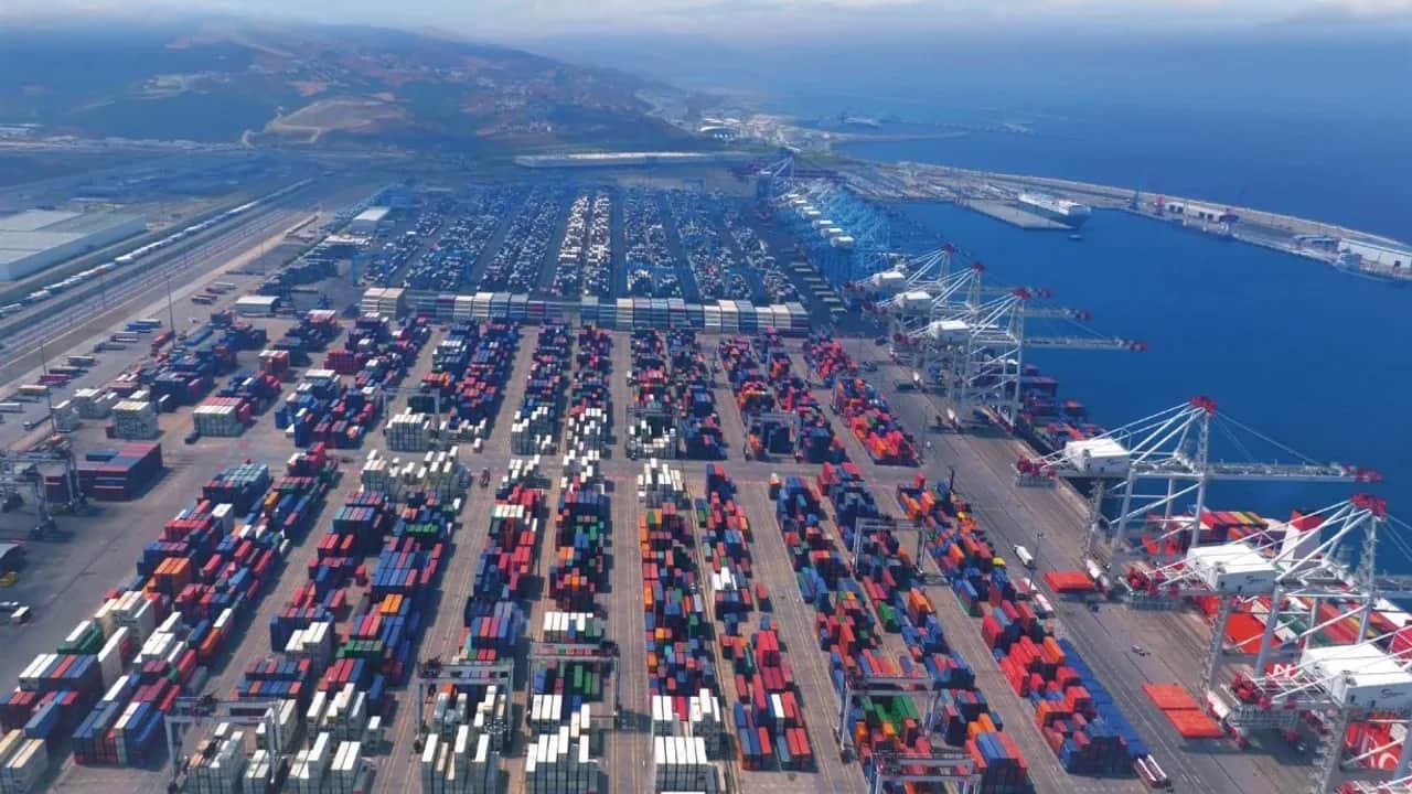 Activités des ports: hausse de 2,8% des trafics de commerce à fin septembre 2023