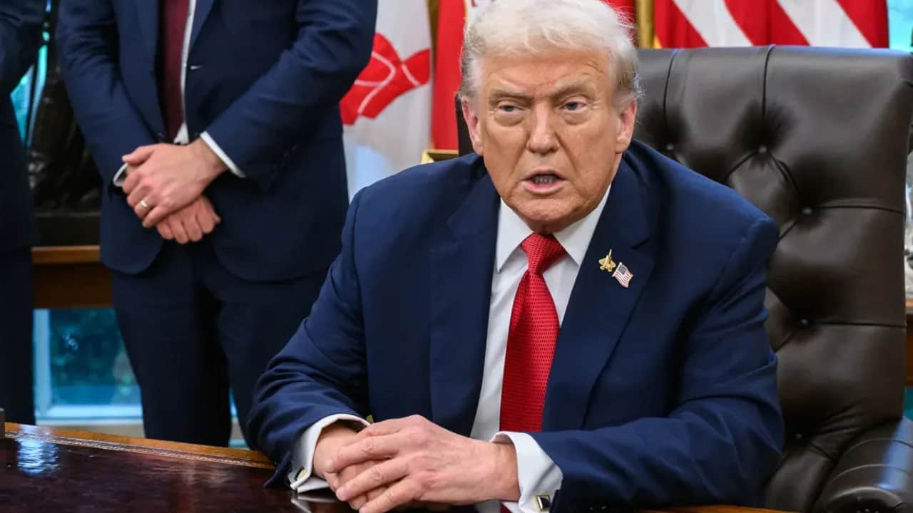 USA : Trump annonce que les poids lourds importés seront taxés à 25%