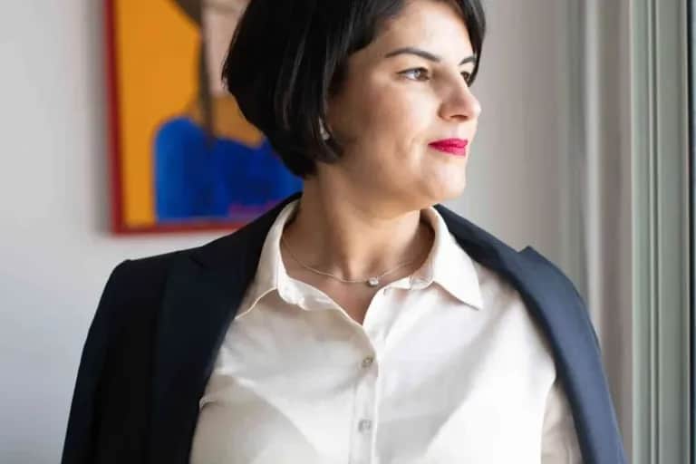 Violences numériques à l’égard des femmes : «Les victimes sont souvent stigmatisées, ce qui les dissuade de se manifester»