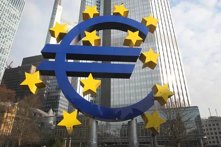 Zone euro : la BCE envisage de relever ses taux d'intérêt pour contrer l'inflation