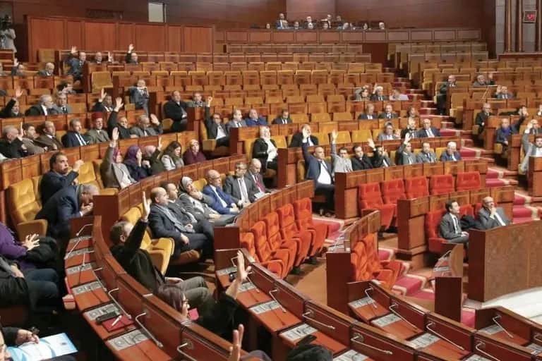 Parlement : le projet de loi relatif à la création de l'Agence nationale d'aide sociale adopté