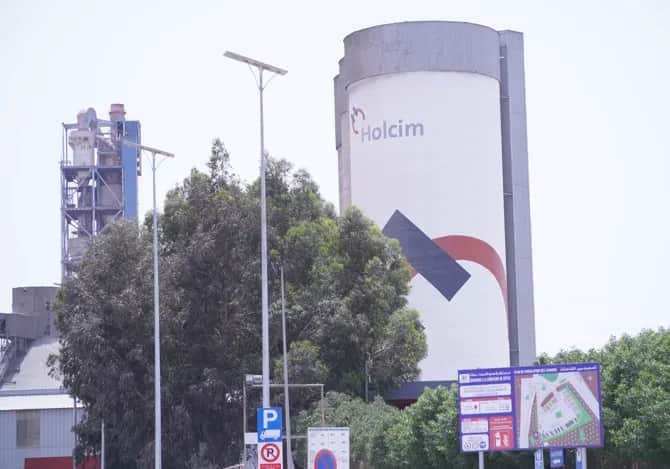 « En route pour l’école » : les collaborateurs de LafargeHolcim Maroc sensibilisent les écoliers sur la sécurité routière