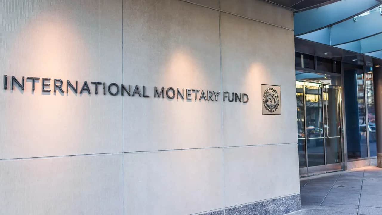 Equilibres macroéconomiques: warning sur les marges de manœuvre budgétaires et monétaires limitées