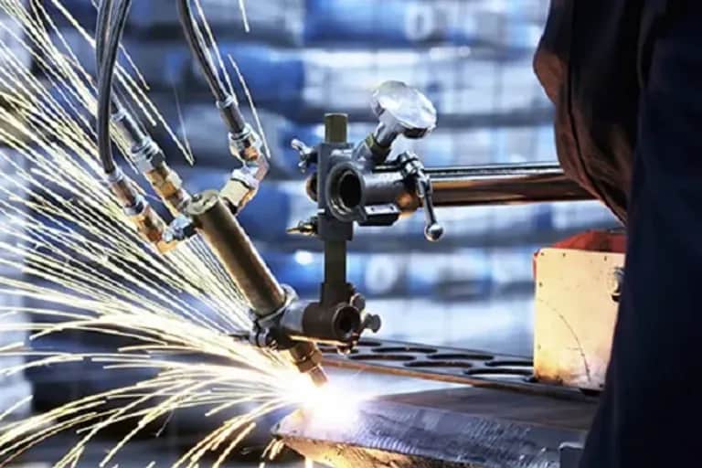 Industries manufacturières: repli des prix à la production de 0,8% en décembre 2022