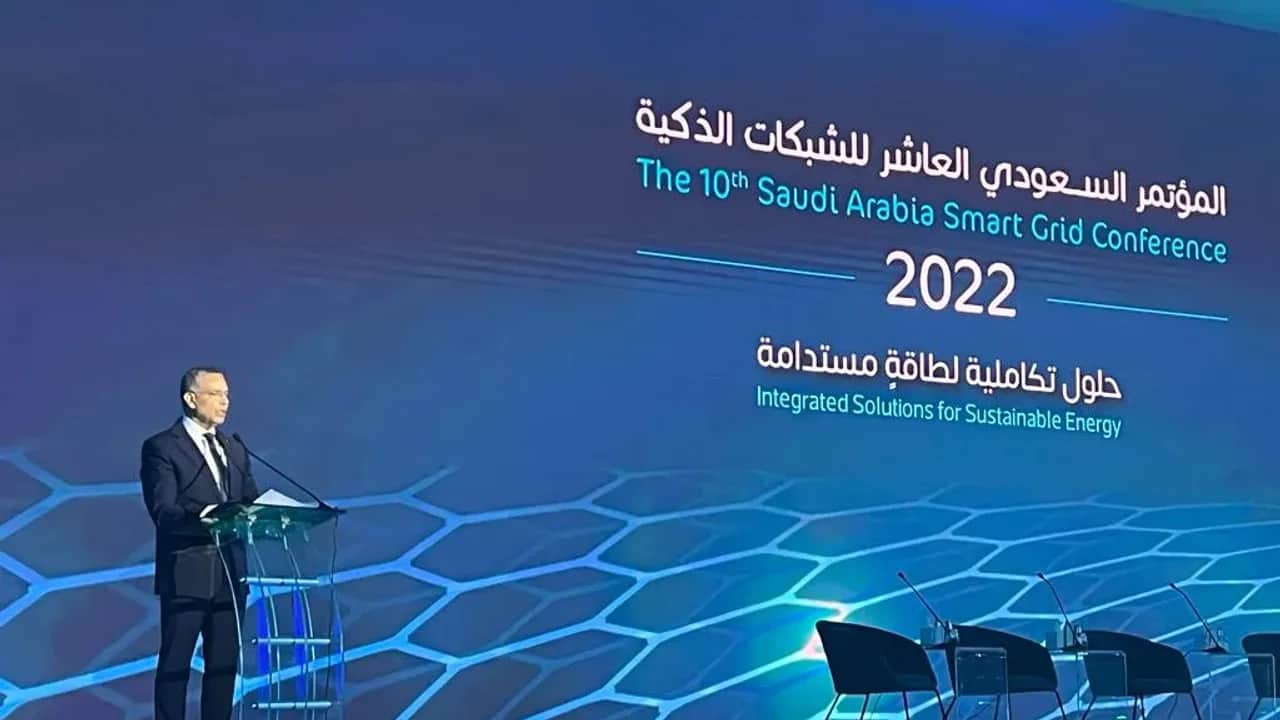 Le DG de l'ONEE souligne le rôle des réseaux intelligents dans la modernisation des systèmes électriques