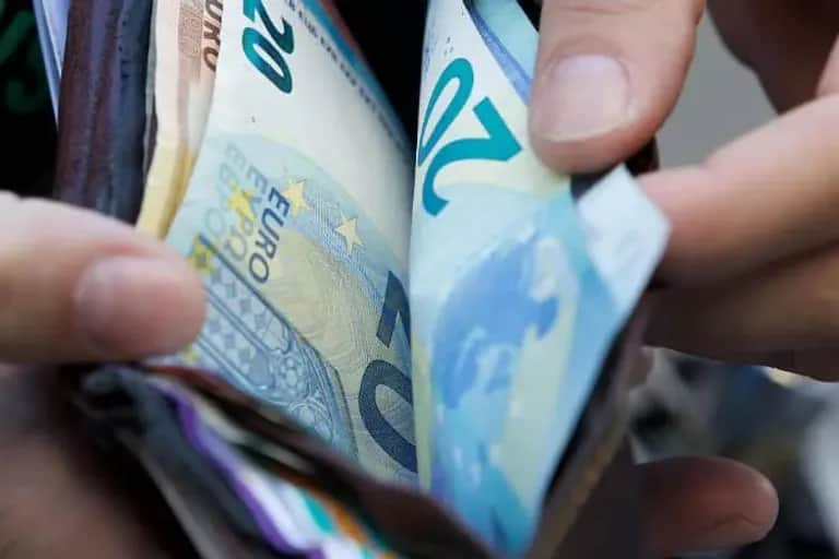 MRE : près de 39,98 MMDH de transferts de fonds à fin avril