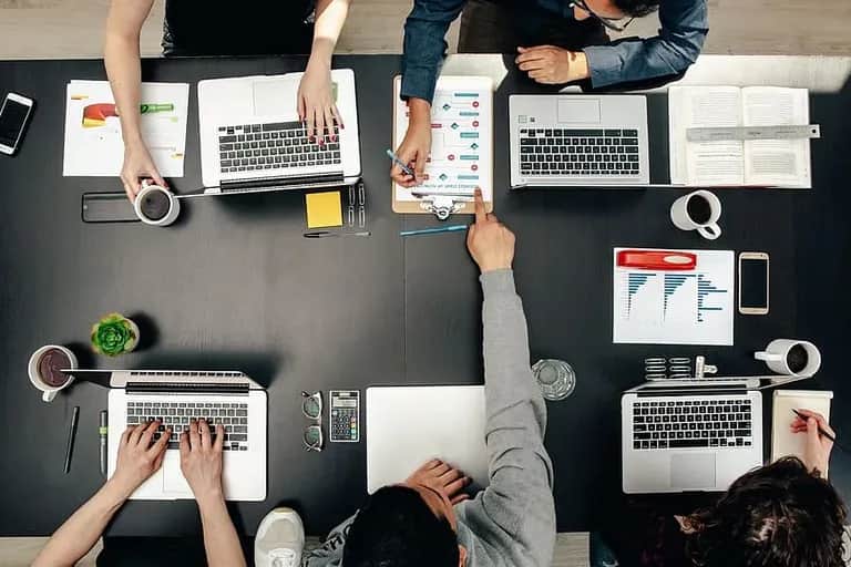 Programme PIAFE-Intelaka: Tanger accueille la caravane de sensibilisation à l'entrepreneuriat des jeunes