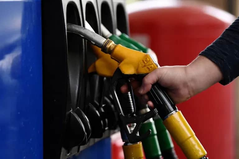 TIC sur le carburant: l’Etat doit revoir sa copie