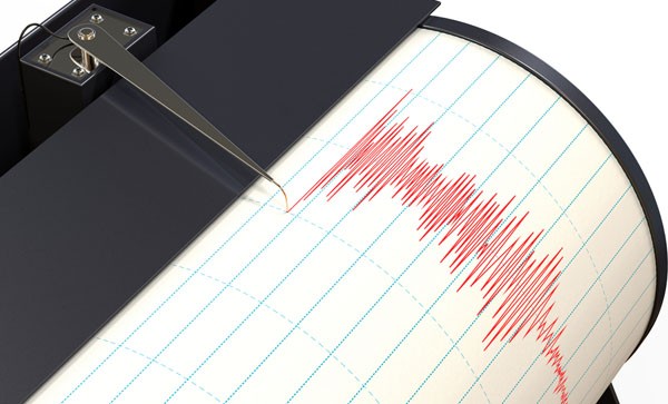 Japon: Un fort séisme dans le sud, pas de risque de tsunami