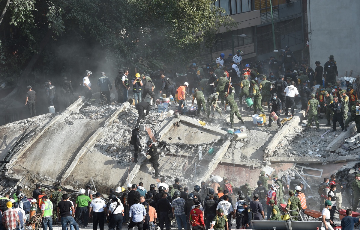 Le puissant séisme qui a touché Mexico fait au moins 248 morts