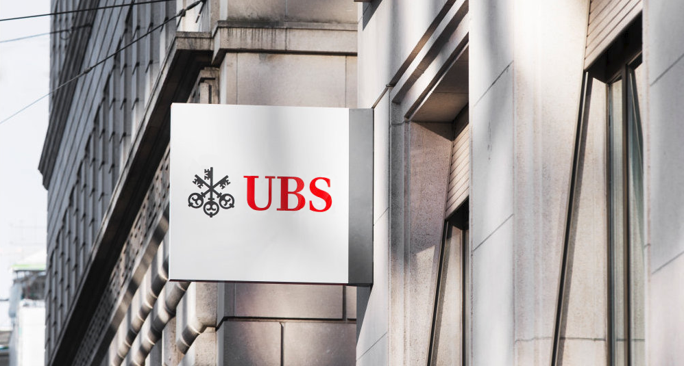 Banques: UBS pourrait supprimer quelque 30.000 emplois