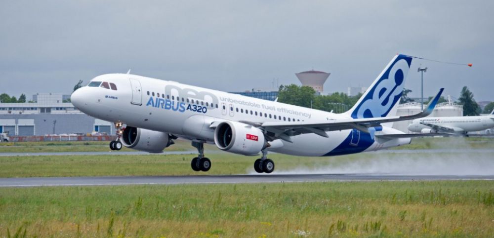 Airbus signe la plus grande commande de son histoire