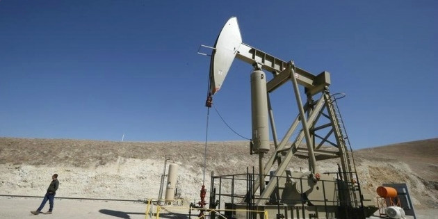 Les prix du pétrole reculent face à la forte augmentation des forages américains