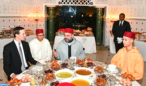 Actualité Politique Marocaine: Le Roi offre un iftar au gendre de Trump