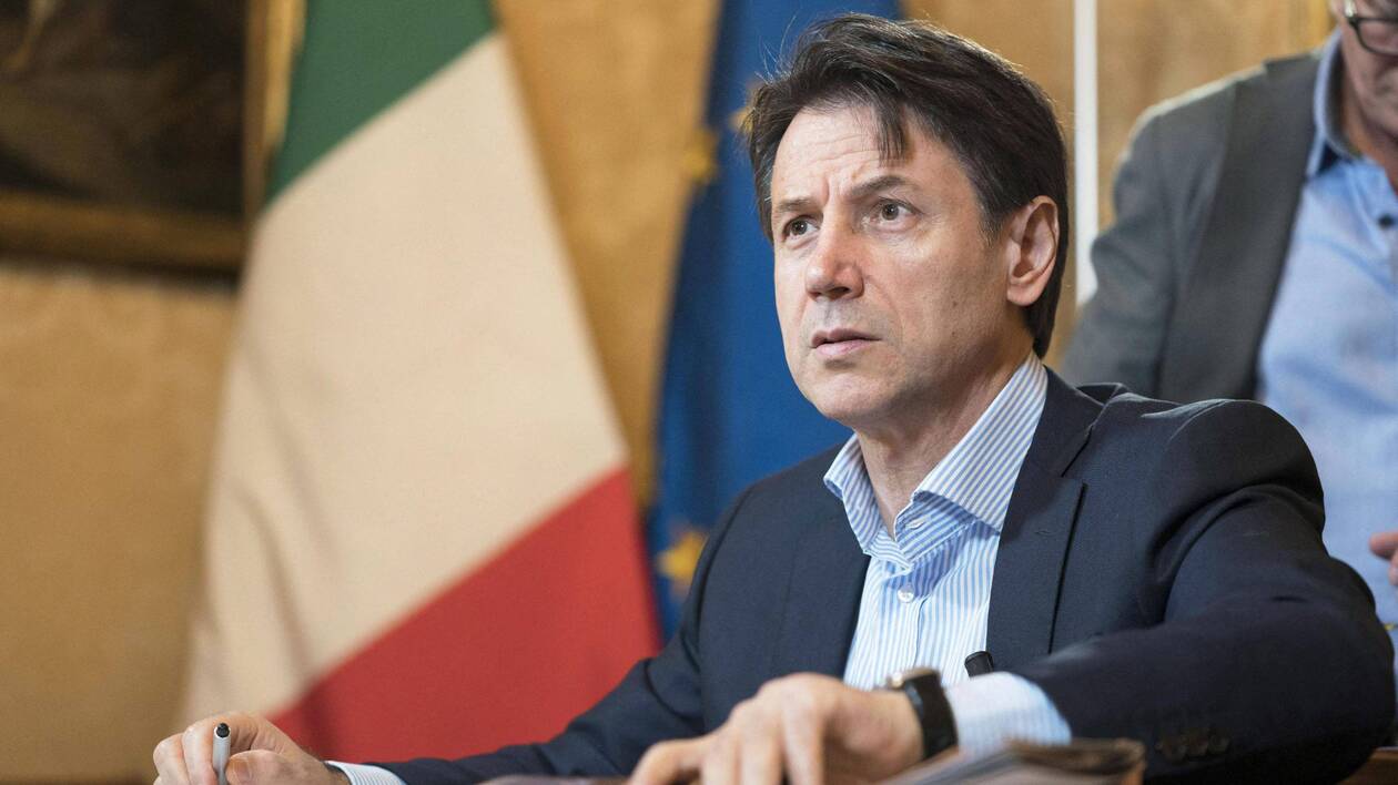 L'Italie se dote d'un nouveau gouvernement après un mois de crise