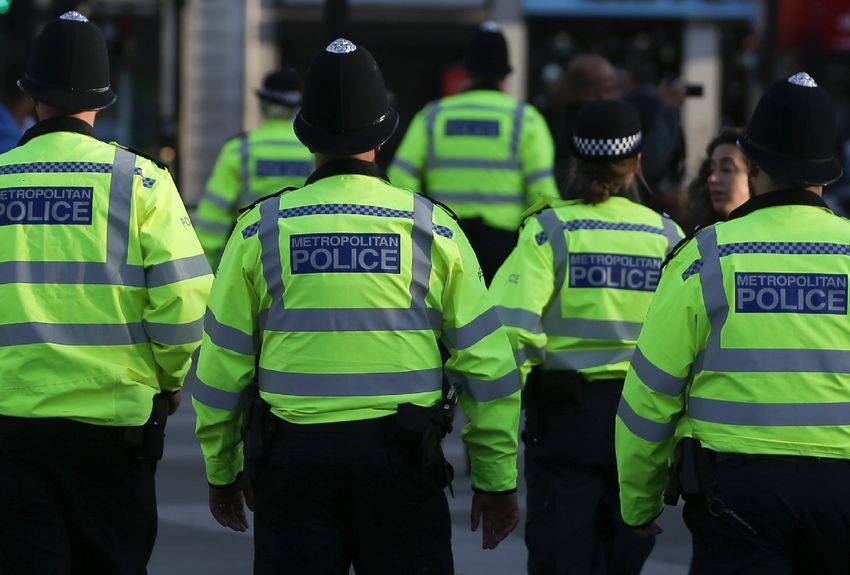 Cinq blessés dans une attaque au couteau à Manchester, l'assaillant arrêté