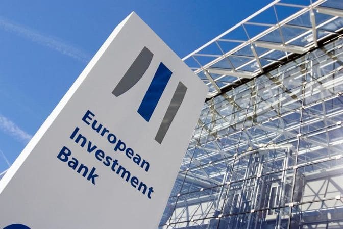 La BEI décide de cesser les financements des énergies fossiles