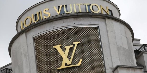 Le géant du luxe français LVMH rachète le joaillier américain Tiffany