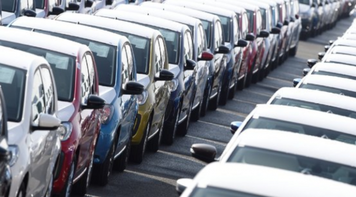 Marché automobile : les ventes de voitures neuves rechutent en novembre