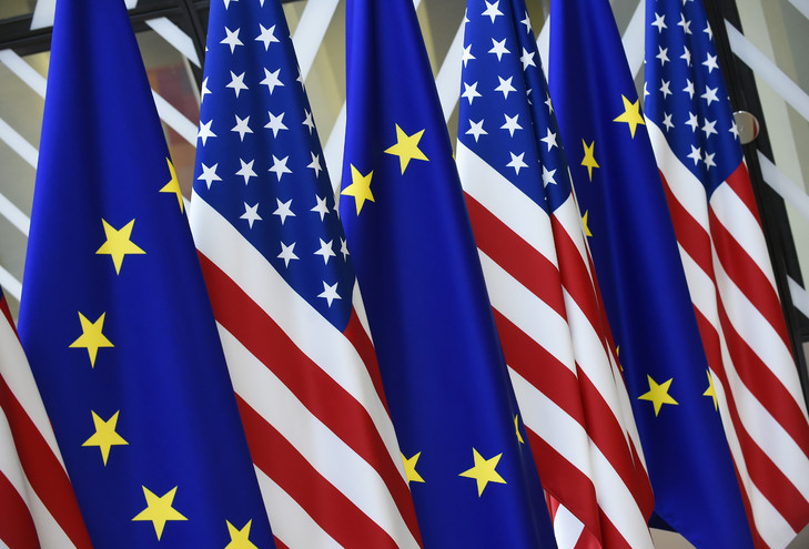 Les divergences commerciales USA-UE s'invitent au Forum de Davos