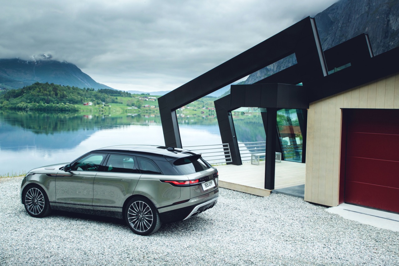 Jaguar Land Rover : Un showroom digitalisé pour plus de sécurité
