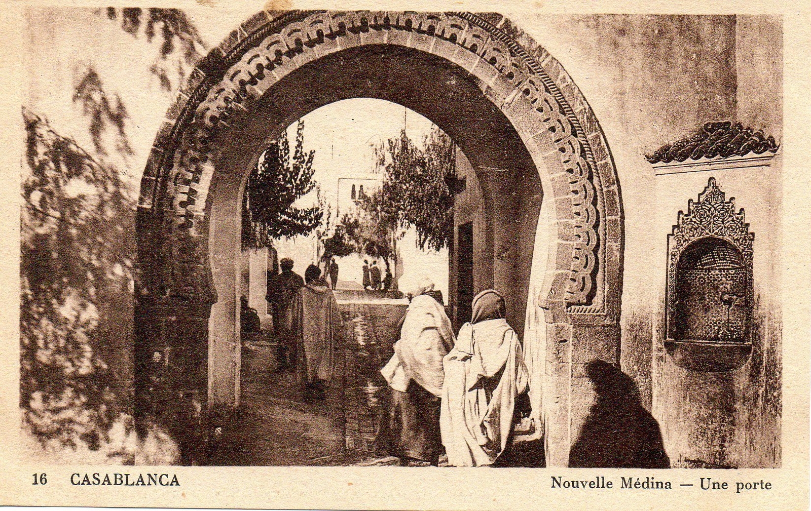 Un jour, une œuvre : «L’Ancienne médina de Casablanca, mémoire et patrimoine», de Hassan Laârouss