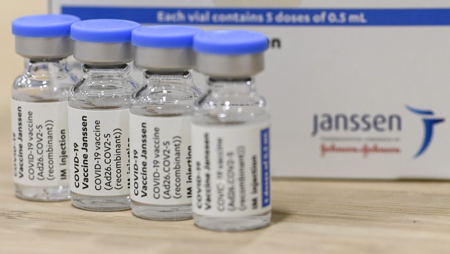 Covid-19: le Royaume-Uni approuve un quatrième vaccin