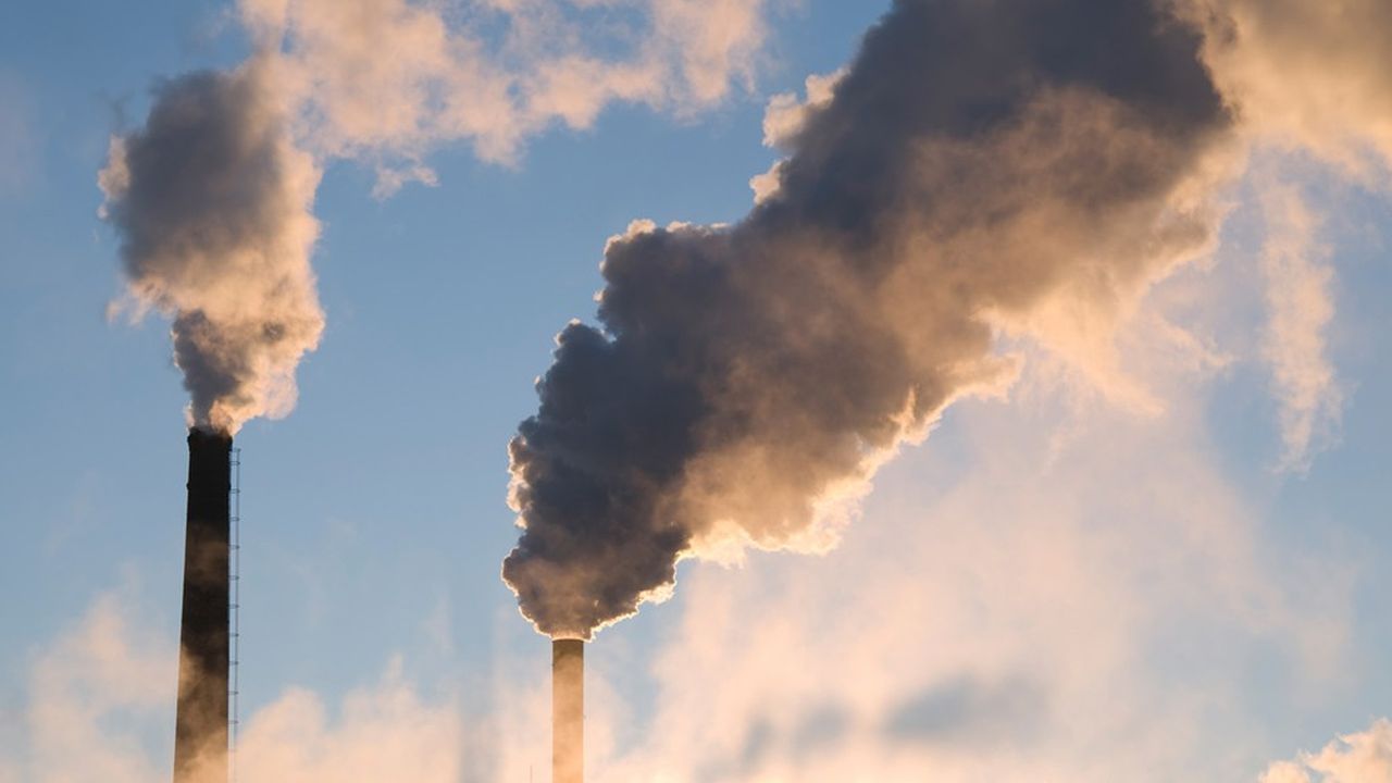 Banque mondiale: les recettes de la tarification du carbone frôlent les 100 milliards de dollars