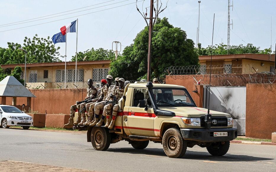 Le Niger rebat les cartes de la relation France Maghreb !