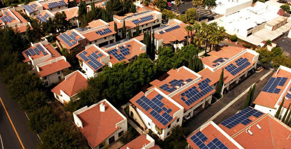 Innovation: Shems combine le photovoltaïque résidentiel et le stockage par gravité