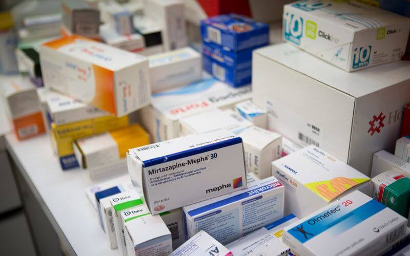 Conseil de gouvernement: nouveaux décrets adoptés pour encadrer la publicité et la vente des médicaments au Maroc