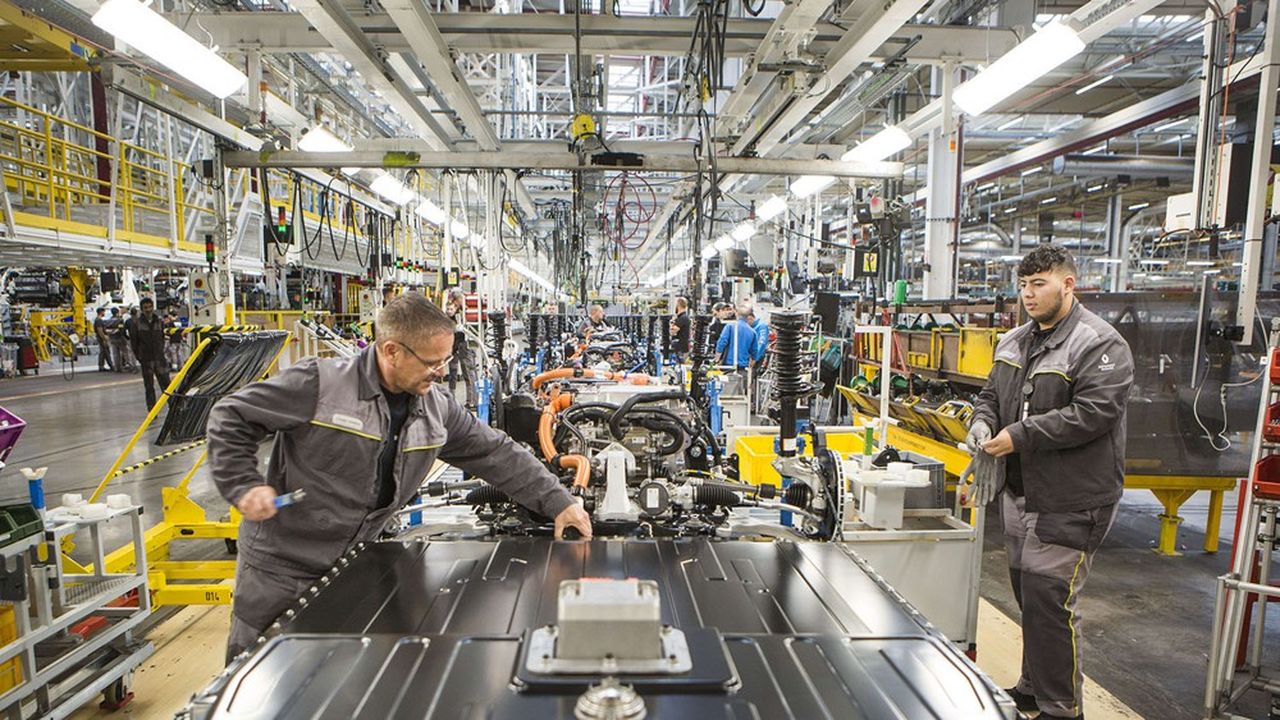 Industries manufacturières : légère hausse de 0,3 % des prix à la production en janvier